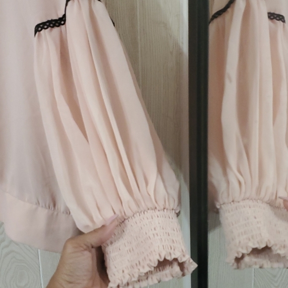 New York and Company blouse XL gently worn - Picture 6 of 10